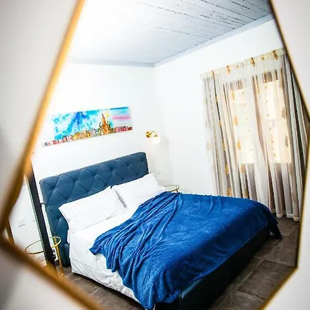 Pjazza Boutique By Cx Collection 4*